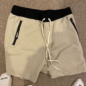 fear of god essentials shorts